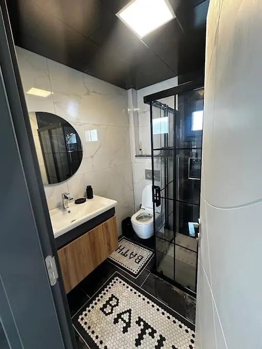 Private Pool Villa For Daily Rent In קוסדסי