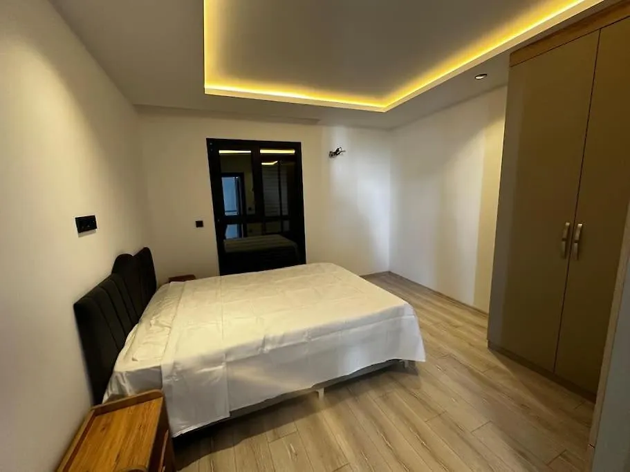 Private Pool Villa For Daily Rent In קוסדסי
